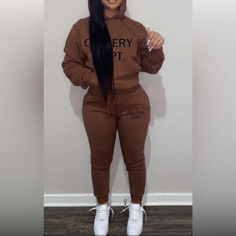 Gallery Sweatsuit